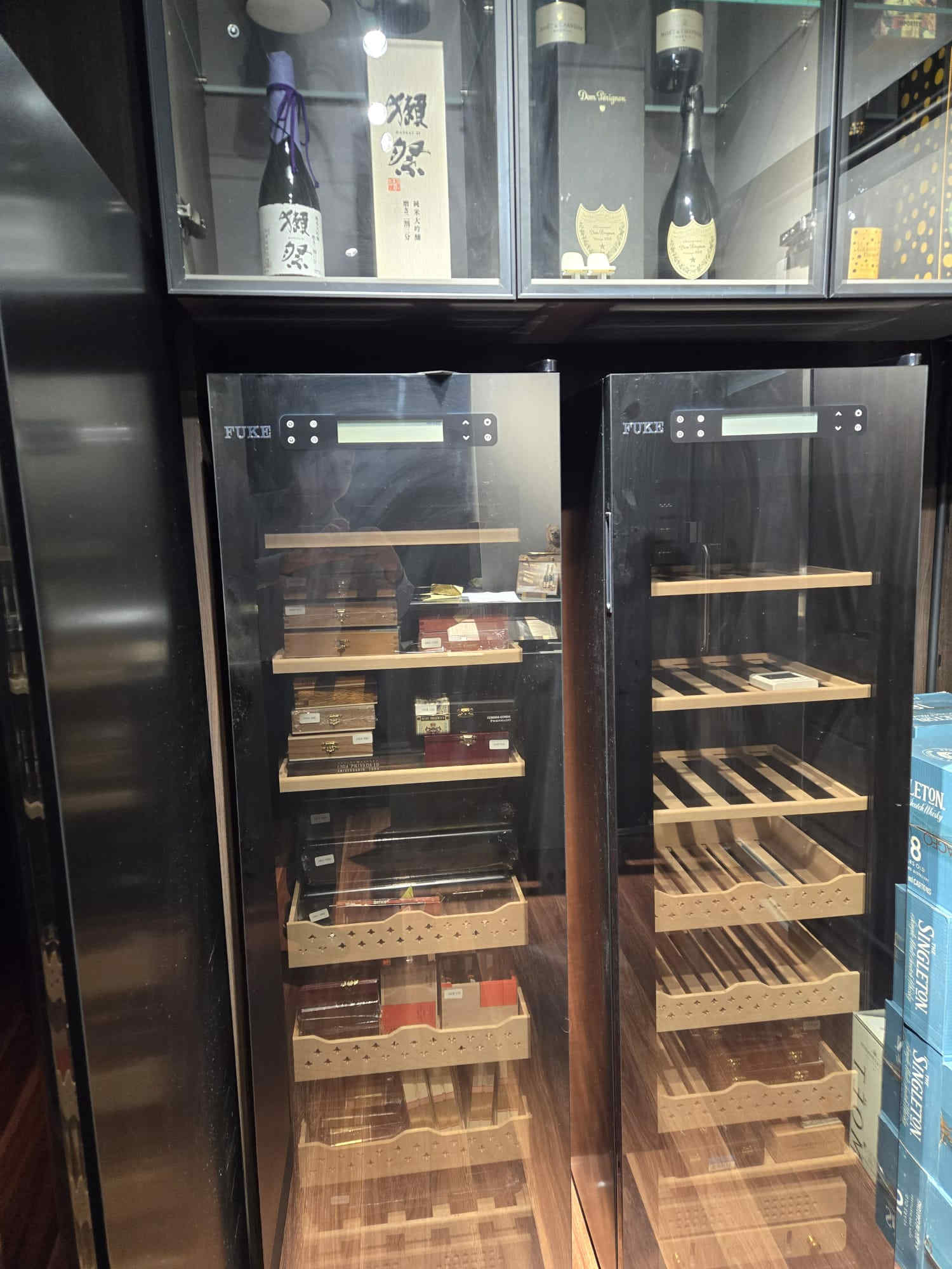 香港雪茄零售及網店業務