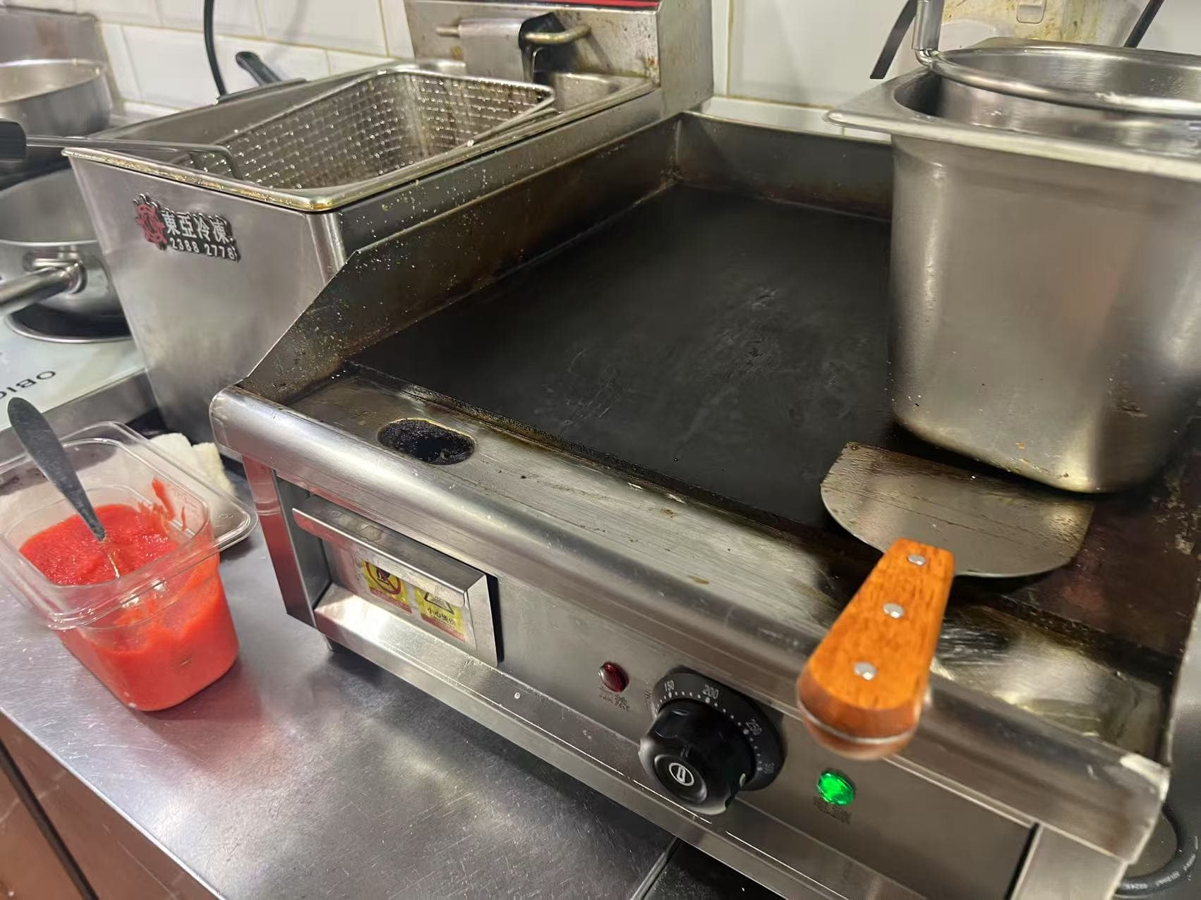 深水埗小食店頂讓