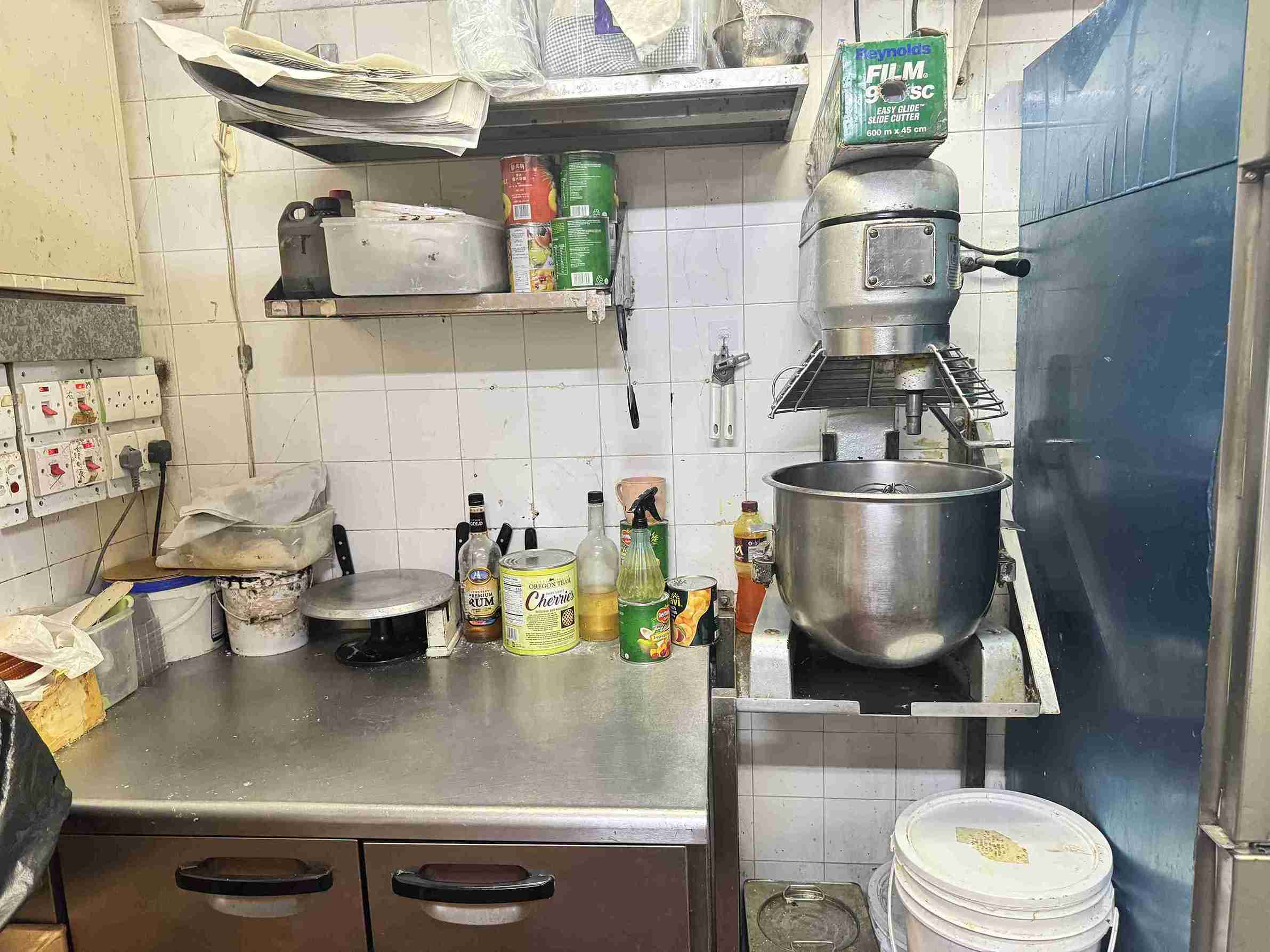 北角麵包店頂手