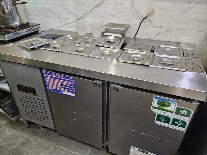 荃灣甜品店頂手