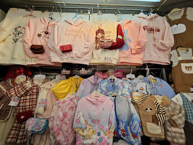 300平方呎, 零售業, 特許經營 | 生意頂讓, 土瓜灣平租口碑童裝店轉讓